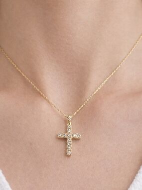 Sterling Silver Moissanite Cross Pendant Necklace